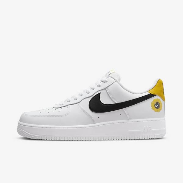 Nike Air Force 1 07 LV8 Moški Superge Bela / Rumena / Črna | NK548RWU