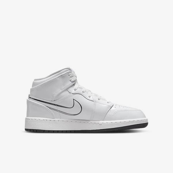 Nike Air Jordan 1 Mid Older Otroci Superge Bela / Črna | NK075KYE