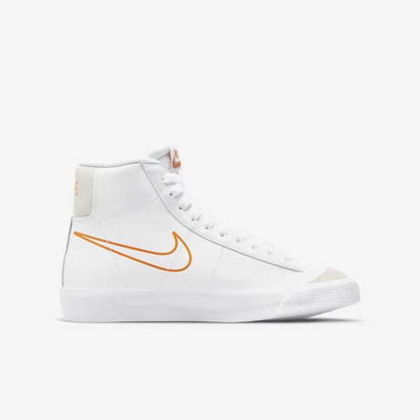 Nike Blazer Mid 77 Older Otroci Košarkaški Copati Bela / Črna / Bela | NK491LKG