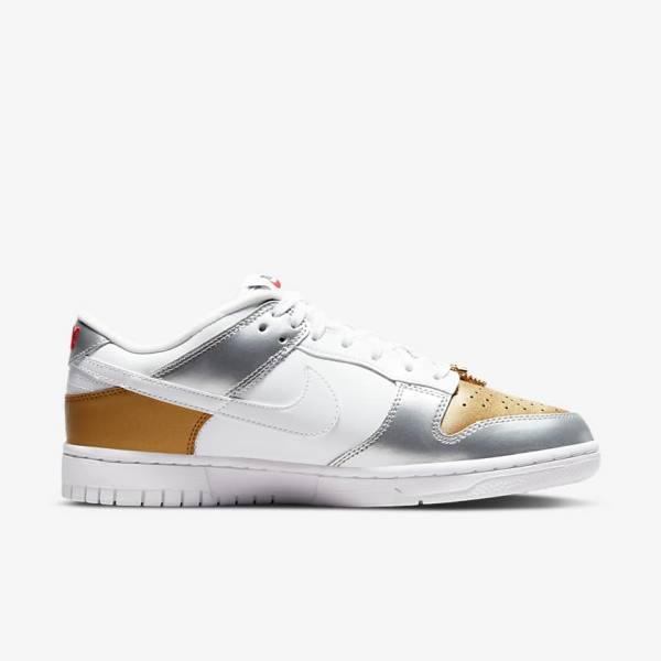 Nike Dunk Low SE Ženske Superge Zlato / Srebrna / Rdeča / Bela | NK648WXA