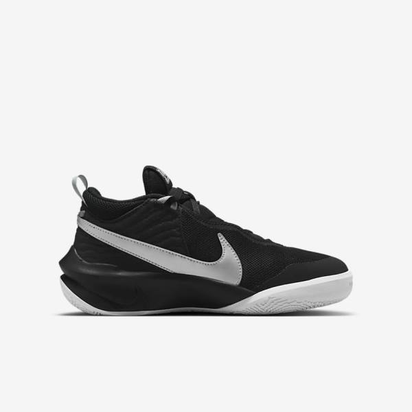 Nike Team Hustle D 10 Older Otroci Košarkaški Copati Črna / Bela / Kovinski Srebrna | NK561TQJ