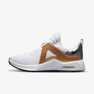 Nike Air Max Bella TR 5 Ženske Športni Copati Bela / Kovinski Srebrna / Kovinski Zlato / Črna | NK307ZCJ