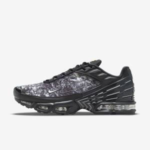 Nike Air Max Plus 3 Moški Superge Črna / Temno Siva / Bela | NK143UTD