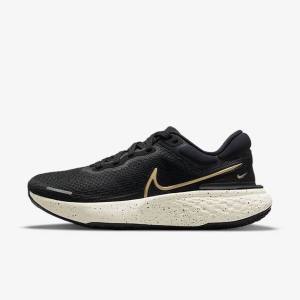 Nike ZoomX Invincible Run Flyknit Road Ženske Tekaški Čevlji Črna / Kovinski Zlato | NK506ULE