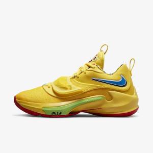 Nike Zoom Freak 3 Moški Košarkaški Copati Rumena / Bela / Rdeča / Črna | NK639JND